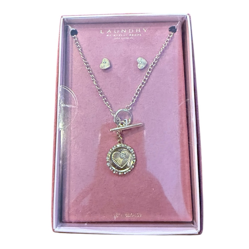 Laundry by Shelli Segal Boxed Necklace & Earrings Set